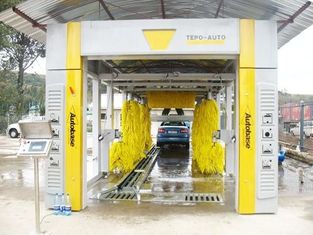 China Security Car Wash Tunnel Equipment , Automatic Car Wash System Iso9001 supplier